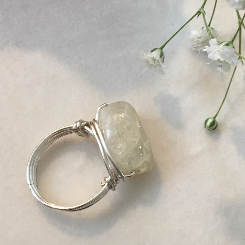 Citrine gemstone ring.💗
